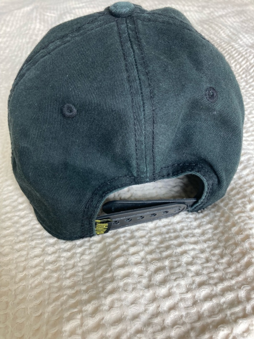 Batman Black Baseball Cap with leather Yellow Logo one size fits most - Picture 9 of 9